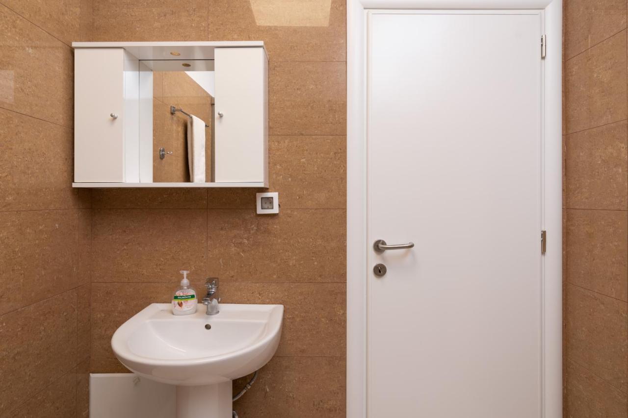 Lungo Mare Apartment